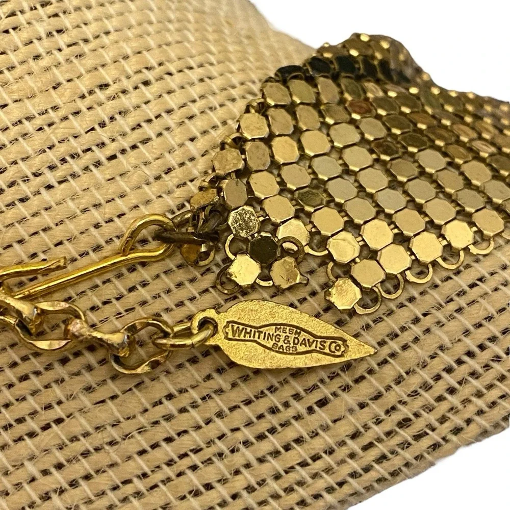Vintage WHITING & DAVIS Gold Tone Mesh Like Purse or Bag Disco Retro Necklace